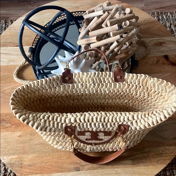 Tory Burch Audrey Straw Tote - Picture 4 of 12